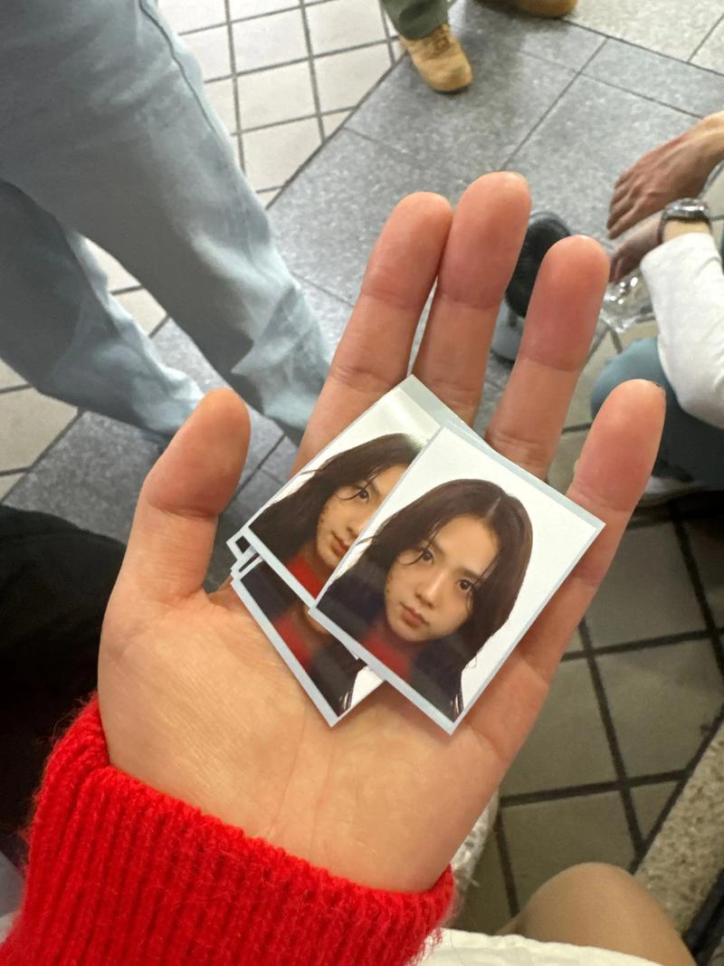 金智秀lv,金智秀绿裙子黑项链照片